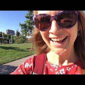 Meet your Posher, Emily